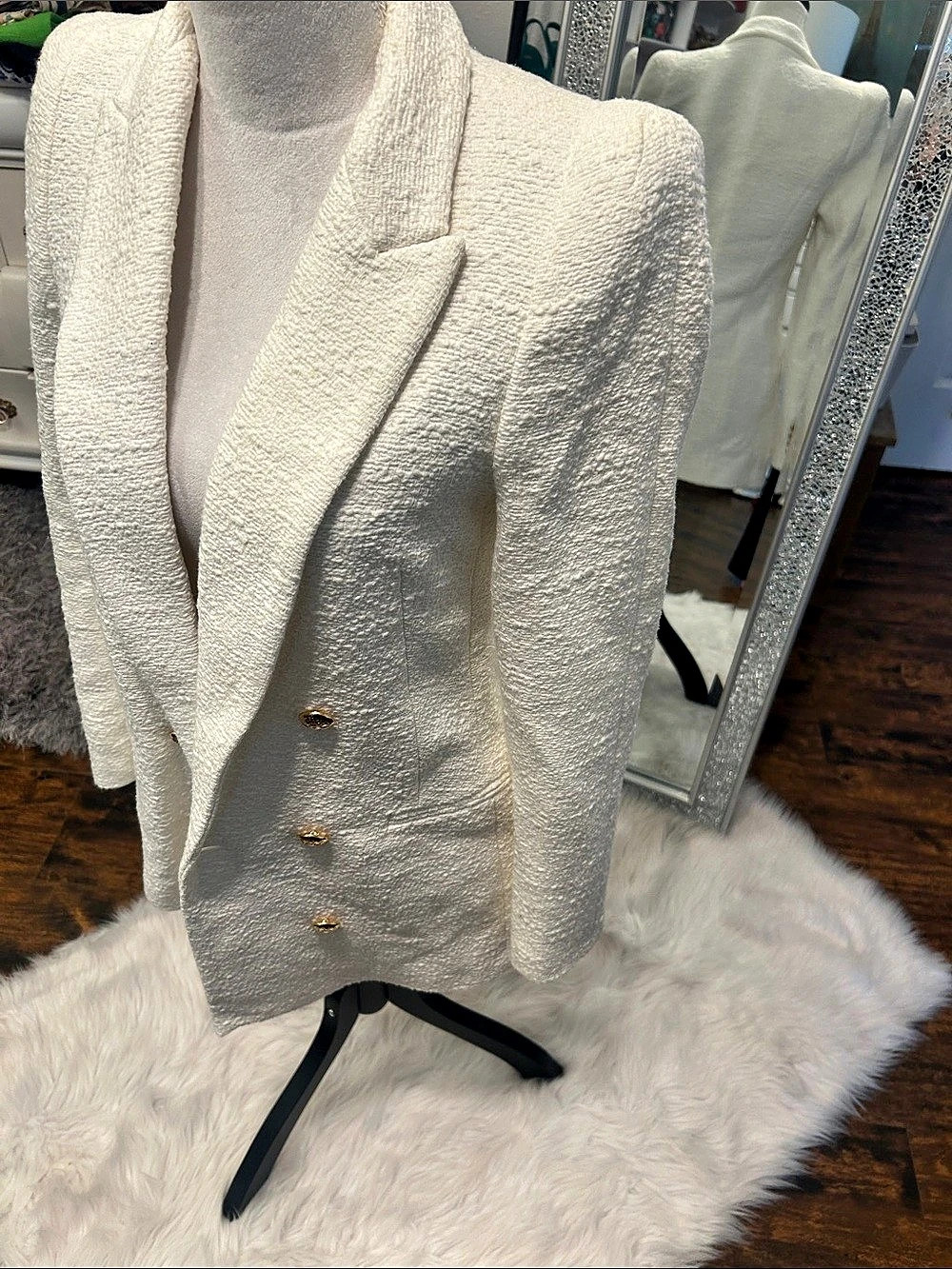 Zara Textured Blazer in White Size Small Like New